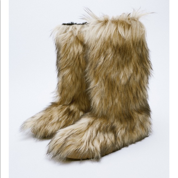 Zara faux fur jacket with matching faux fur boots - Picture 11 of 13
